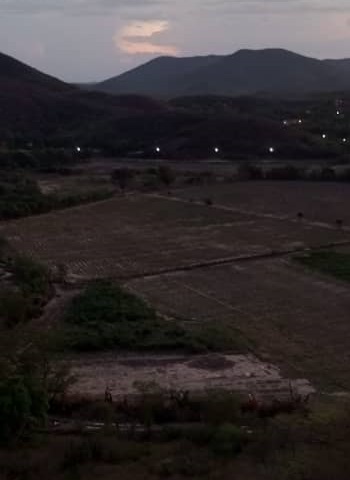 8d3102c4 f830 48ea a511 54e7b0a33af5