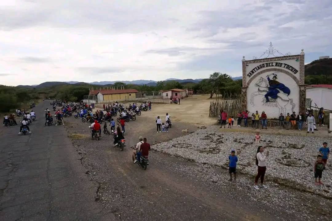 b08e5065 cc33 4c42 aaf6 9f68d2052fe6