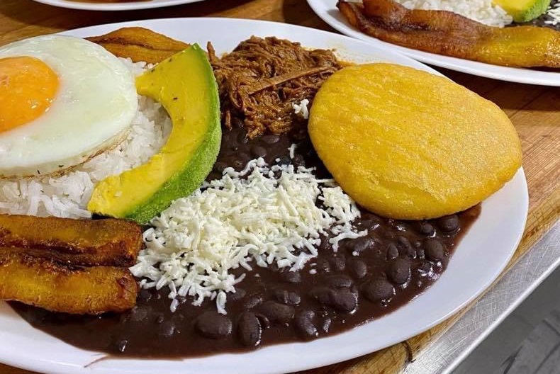 pabellon criollo venezolano foto principal